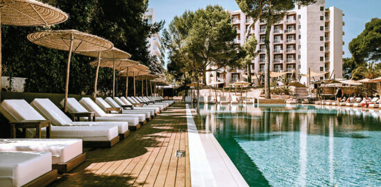 Caramelo Palma Beach